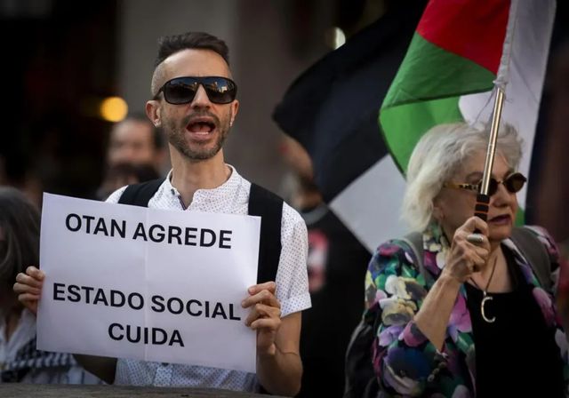 Del 'gracias amigo' al 'España es un problema'