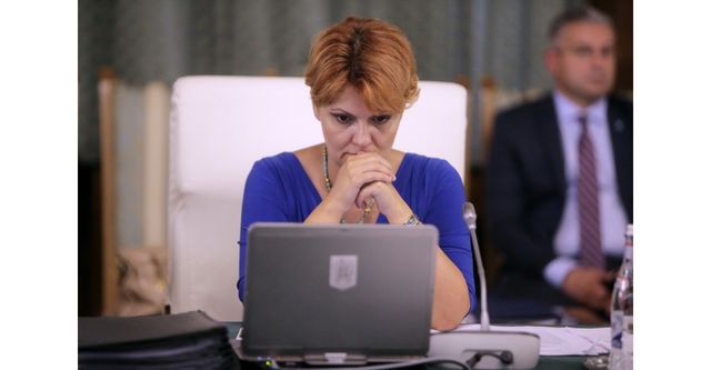 Lia Olguța Vasilescu spune că, de joi, Ministerul Transporturilor va fi blocat