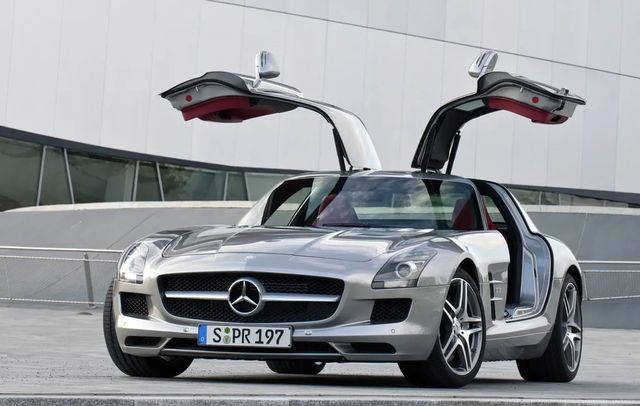 60.000 de mașini Mercedes-Benz, rechemate în service
