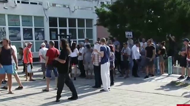 Протест за парк "Росенец" в Бургас