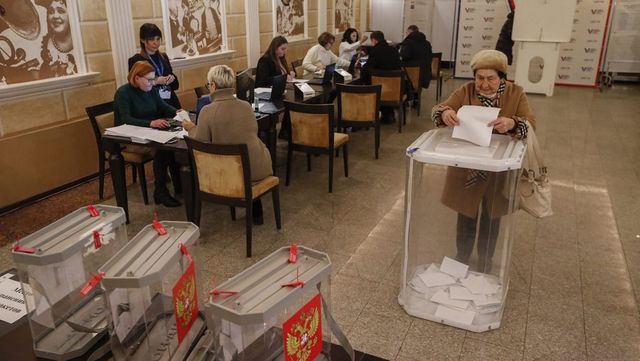 Oroszországban megkezdődött az elnökválasztás