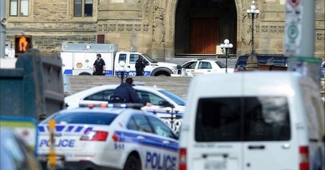 Canada - Adolescenții fugari suspectați că au ucis trei persoane au fost descoperiți morți