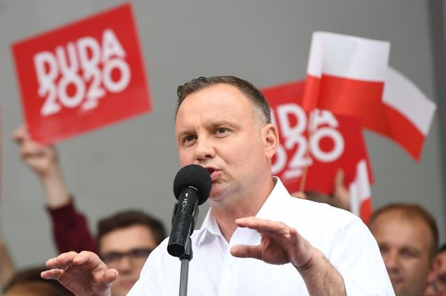 Nagyon szoros a lengyel elnökválasztás