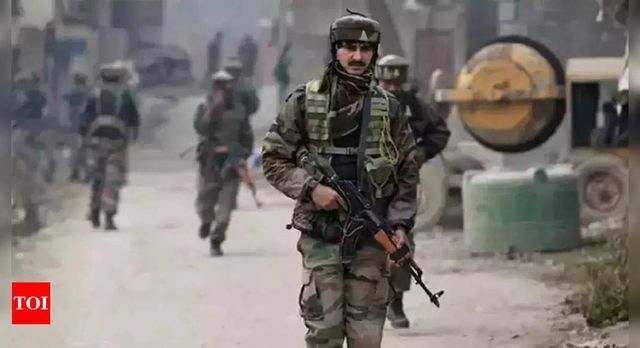 One TRF terrorist killed in encounter with security forces in J&K's Shopian