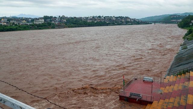 India Alerts Pakistan Over Possible Flood in Tawi River Amid Indus Waters Treaty Suspension