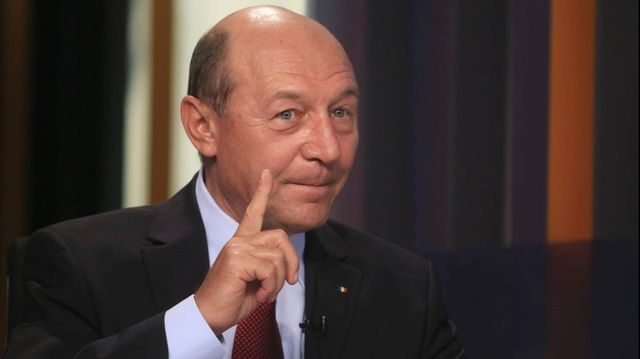Avertismentul lui Băsescu către Putere-dupa-taierea-bugetelor-serviciilor