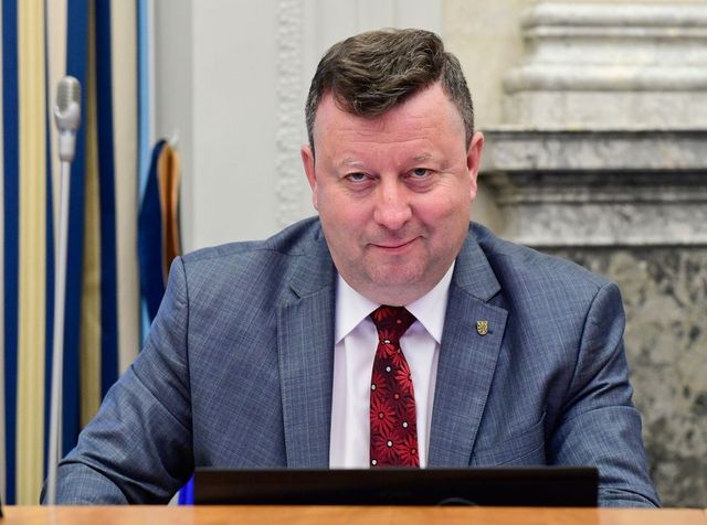 Staněk poslední den před odchodem odvolal šéfa knihovnické rady