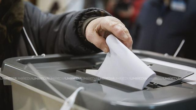 Ultima zi în care românii din străinătate se pot înscrie pentru a vota la prezidențiale