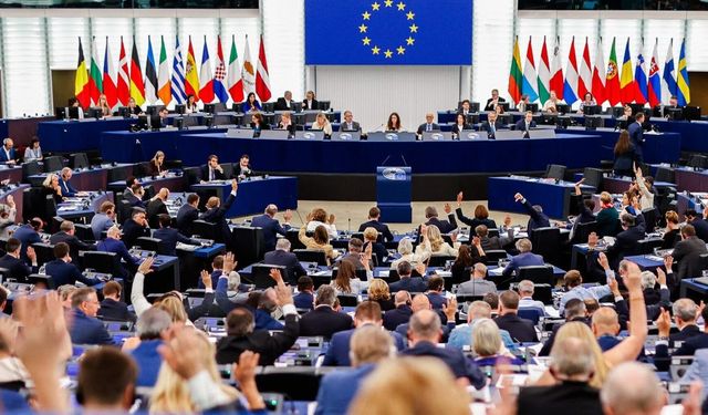 Parlamentul European întărește sprijinul pentru aderarea Moldovei și confruntarea amenințărilor din Est