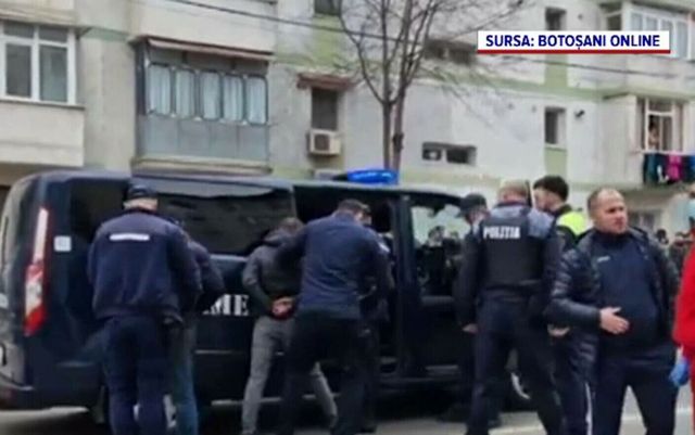 Nouă persoane reținute, după o bătaie de stradă din Botoșani