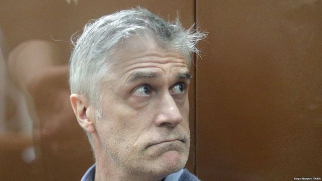 Мосгорсуд оставил под арестом основателя фонда Бэринг Восток Майкла Калви