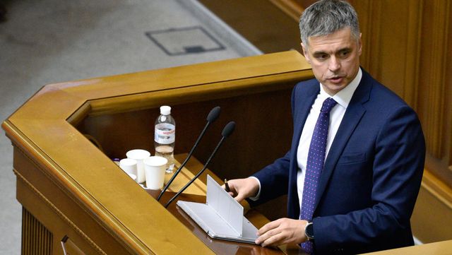 Глава МИД Украины заявил о подготовке нового обмена заключенными с Россией