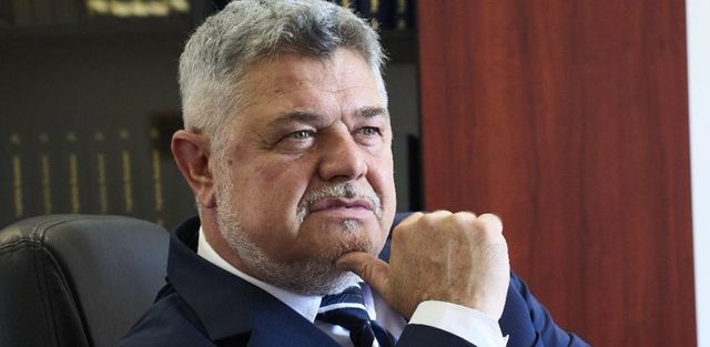 Teoria paracetamolului care cauzează autism, folosită de un senator pentru a jigni o colegă din USR