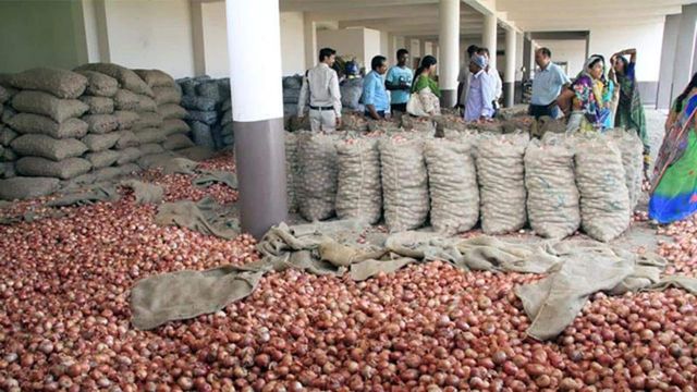 Centre to release onion stocks to tame inflation