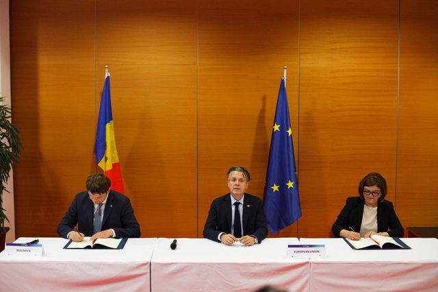 Republica Moldova a semnat Acordul de liberalizare a transportului de mărfuri cu Uniunea Europeană