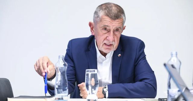 Za SPD experti, za Motoristy politici, nastínil Babiš možnou vládu
