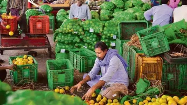 Wholesale inflation hits three month high in March, surges to 0.53%