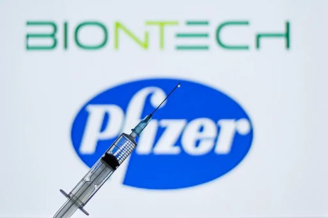 Italia intenționează să dea în judecată Pfizer din cauza întârzierilor în aprovizionarea cu vaccin