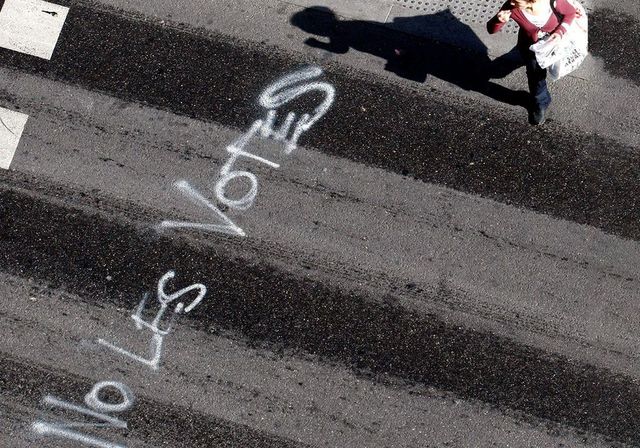 Los jóvenes se alejan de la democracia