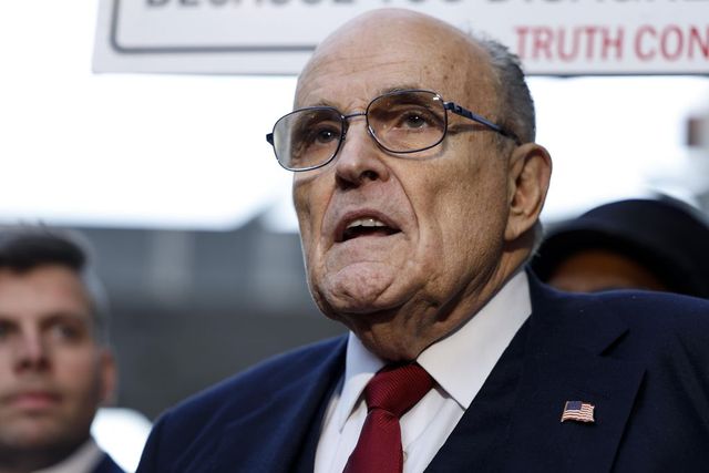 Rudy Giuliani, fostul avocat al lui Donald Trump, condamnat să plătească aproape 150 de milioane de dolari către două femei