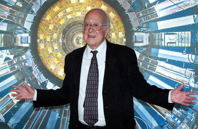 Peter Higgs morto, addio al fisico che scoprì la particella di Dio e vinse il Nobel anche grazie al Cern