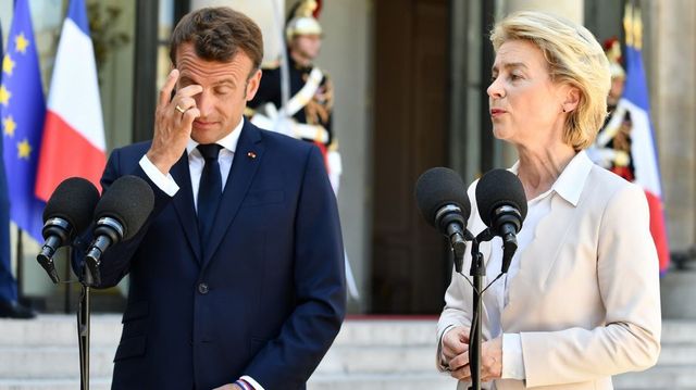 Von der Leyen kihúzta a gyufát Macronnál