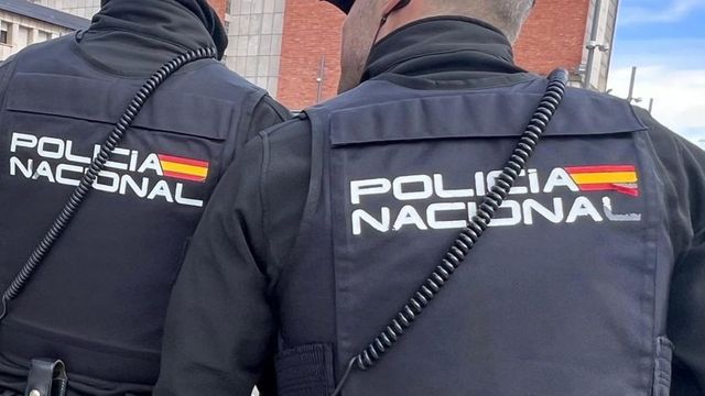 Detenido un profesor de secundaria en Barcelona por posesión y distribución de material de sexual infantil