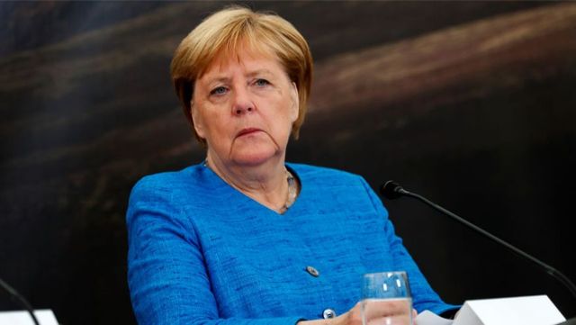 German Chancellor Angela Merkel in Quarantine After Meeting Coronavirus-Infected Doctor