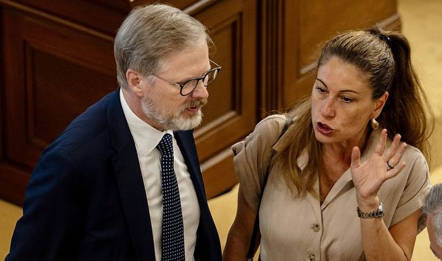 Ministerstvo spravedlnosti podepsalo dohodu s kupci bitcoinů, uvedl premiér