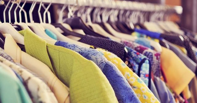 O treime din hainele importate in UE provin din China