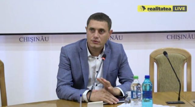 Șeful Direcției transport public din cadrul Primăriei Chișinău, Adrian Boldurescu, și-a dat demisia