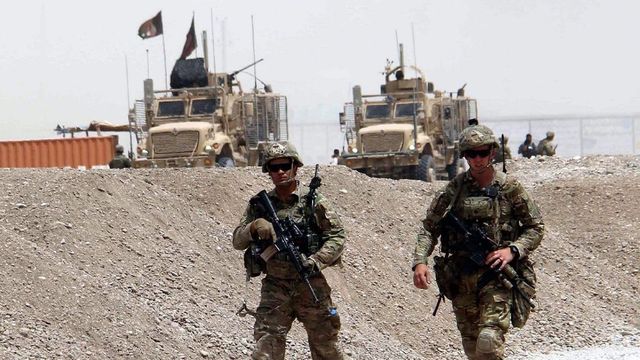 Amerika ötezer fő alá csökkenti katonai jelenlétét Afganisztánban