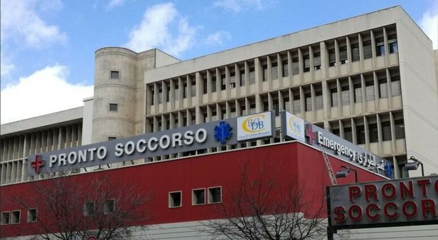 Trapani, morto in ospedale il bambino di 10 anni che era caduto dal balcone