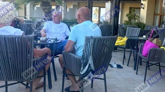 Sorin Oprescu, surprins în Grecia, departe de condamnarea de peste 10 ani de închisoare pentru corupție primită în România