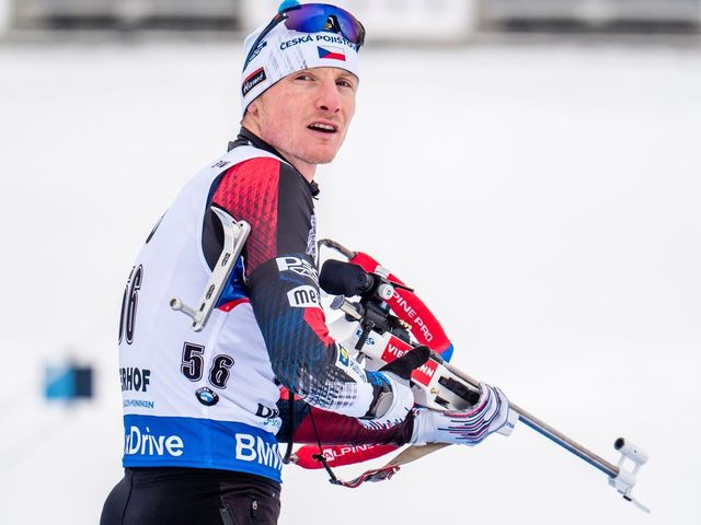 Ondřej Moravec začal biatlonové mistrovství Evropy čtvrtým místem, od medaile ho dělilo 11 sekund