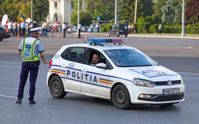 Șefi din Poliția Capitalei, prinși băuți la volan