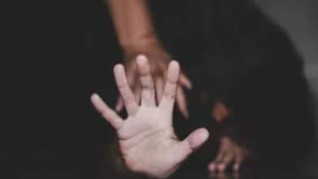 Man arrested for sexually assaulting minor girl escapes from police, ends life by jumping into pond in Kakinada district