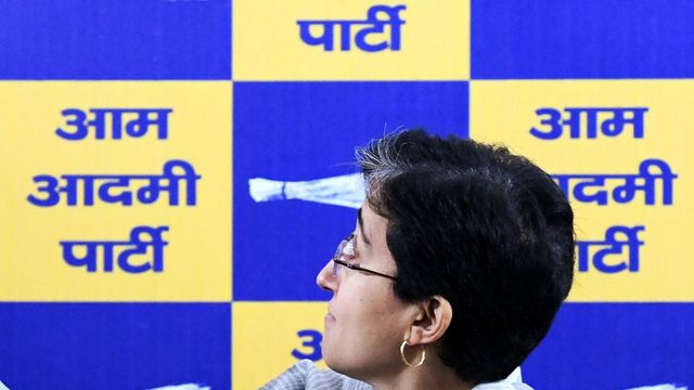 15 AAP councillors leave party in Delhi, float new outfit