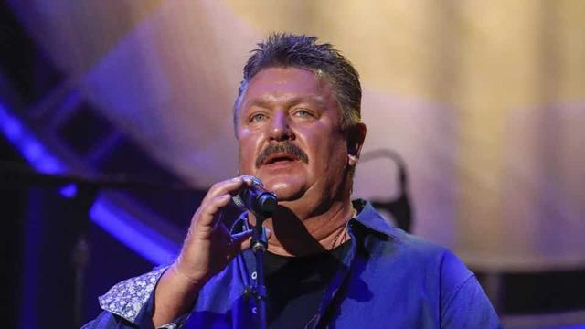 Country singer Joe Diffie dies of coronavirus complications