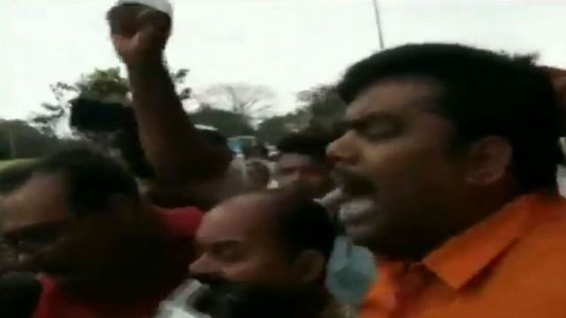 Group of BJP workers raise slogans against Ravi Shankar Prasad