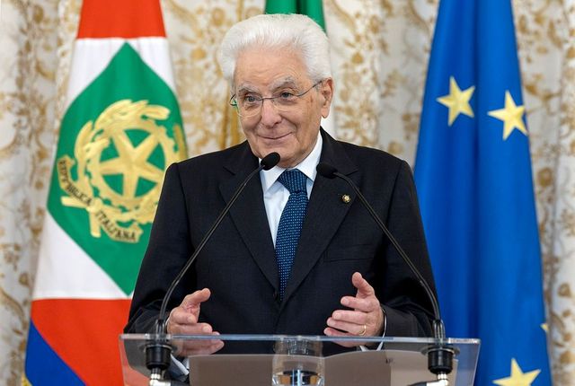 Mattarella ai David di Donatello: 'Le istituzioni sostengano il cinema'