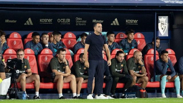 Xavi Hernández vuelve al trabajo bajo mínimos