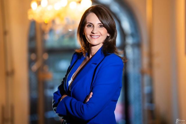 Anca Alexandrescu vrea să intre în cursa pentru București