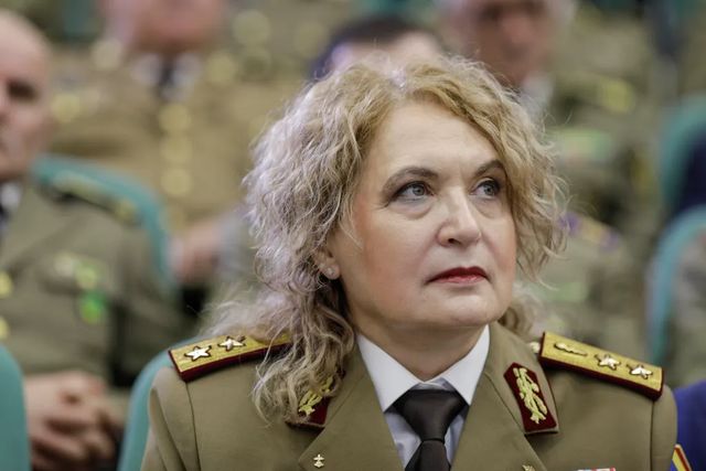 Florentina Ioniță, managerul Spitalului Militar, ar fi semnat acte în locul ministrului Apărării. Prejudiciu de 8,2 milioane de lei