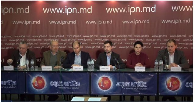 Experți și activiști fac apel către ACUM și PSRM să formeze o coaliție antioligarhică