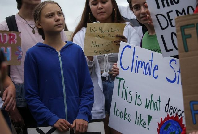 Aktivistka Greta Thunbergová vedla klimatický protest před Bílým domem