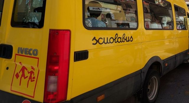 Scuolabus coinvolto in un incidente a Palermo, 8 bambini in ospedale