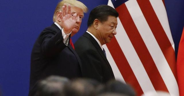 Trump állítólag arra kérte a kínai elnököt, hogy segítsen neki választást nyerni