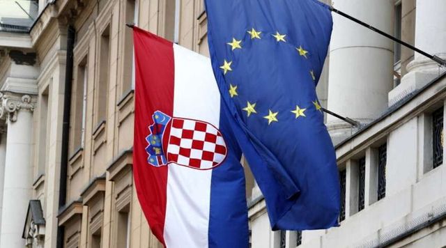 Croazia nell'euro da gennaio 2023