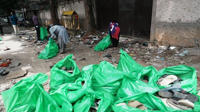 Karnataka High Court issues notice to state government over Bengaluru stampede